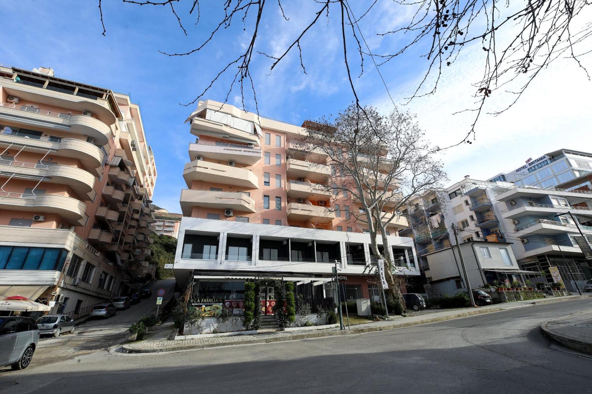 Vlorë H&M Hotel מראה חיצוני תמונה