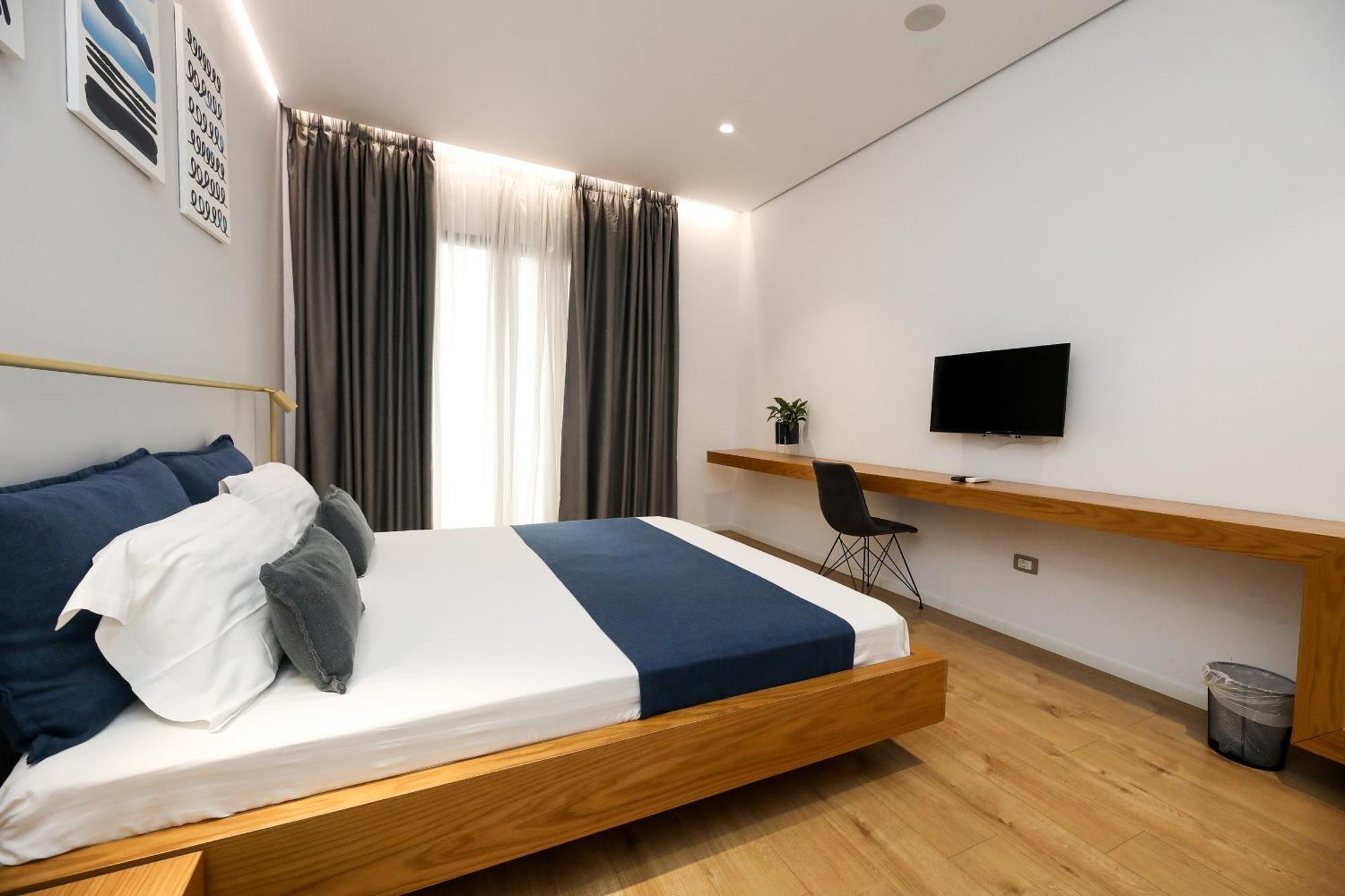 Vlorë H&M Hotel מראה חיצוני תמונה