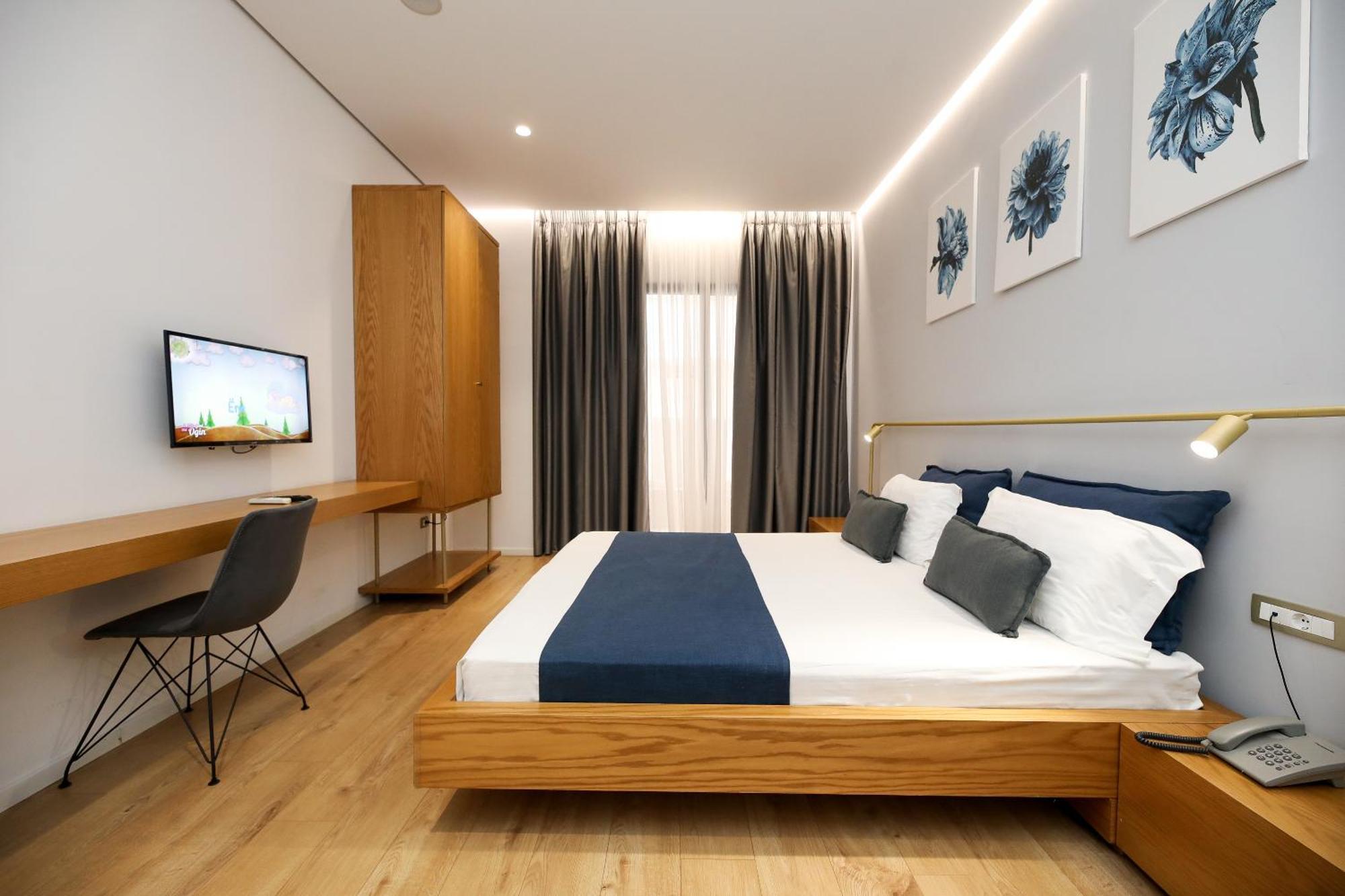 Vlorë H&M Hotel מראה חיצוני תמונה