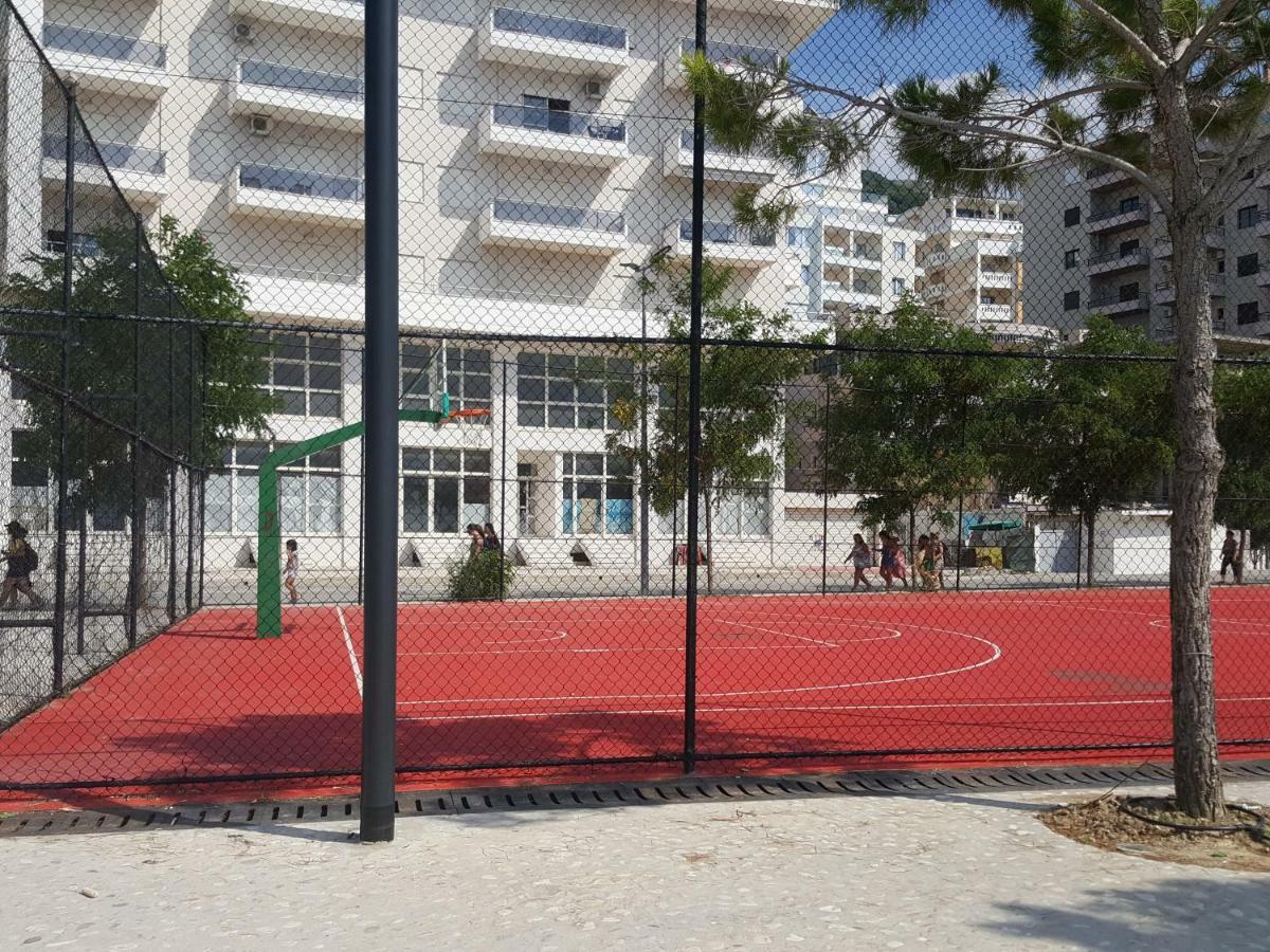 Vlorë H&M Hotel מראה חיצוני תמונה